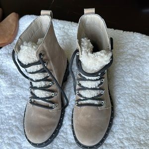 Sorel women boots Lennox Lace Cozy LL5996-251 tan/ taupe nubuck shearling